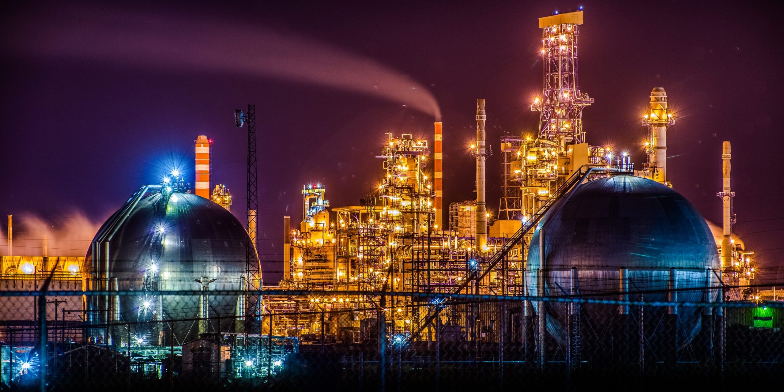 refinery-night